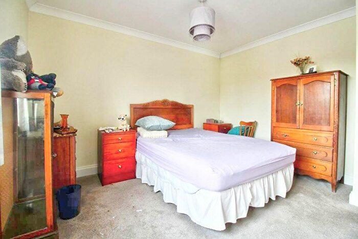 2 Bedroom Semi-Detached House For Sale In Aberdale Road, Polegate, BN26