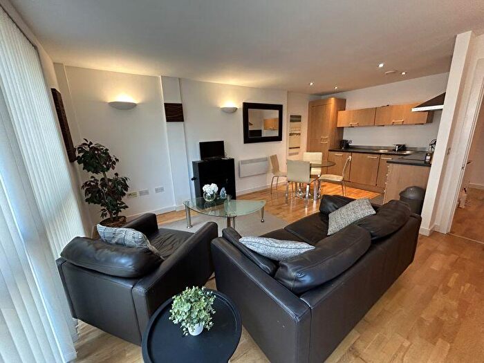 2 Bedroom Apartment To Rent In City Road East, Manchester, M15