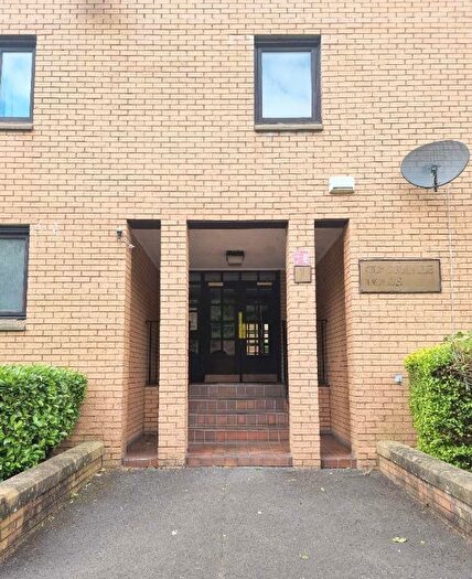 2 Bedroom Flat To Rent In Parsonage Square, Merchant City, Glasgow, G4