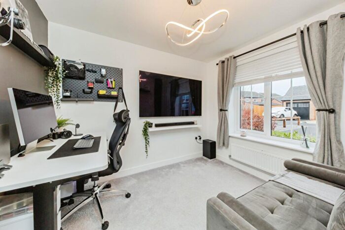 4 Bedroom Detached House For Sale In Randalls Drive, Crewe, Cheshire, CW1