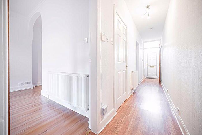1 Bedroom Flat For Sale In Harcourt Road, Kirkcaldy, KY2