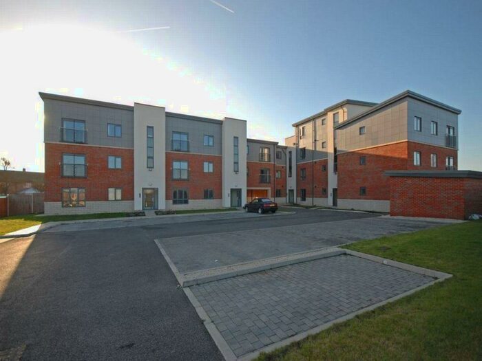 2 Bedroom Flat To Rent In Brooke Court, Auckley, Doncaster, DN9