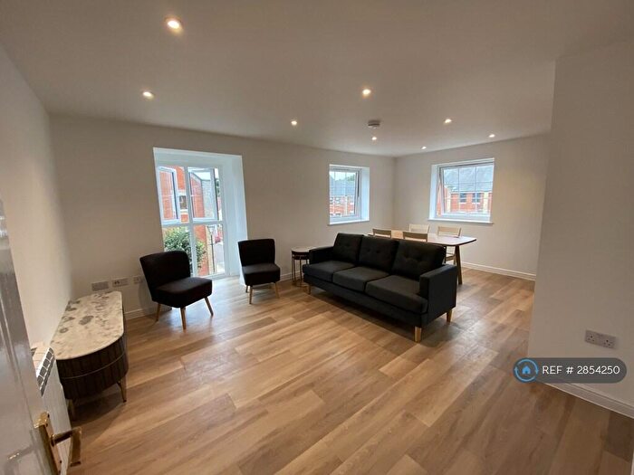 4 Bedroom Penthouse To Rent In Colchester, Colchester, CO2