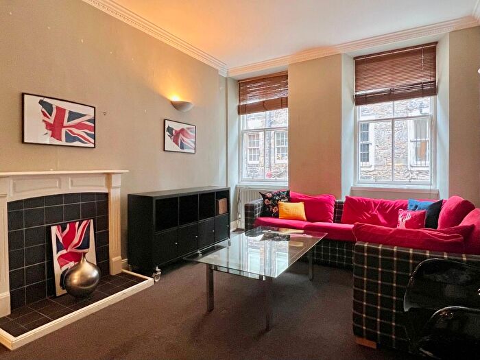 4 Bedroom Flat To Rent In Thistle Street Lane North West, Central, Edinburgh, EH2