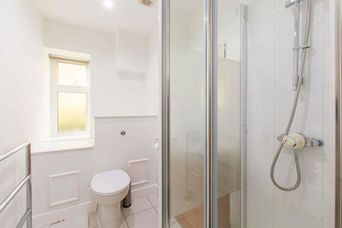 2 Bedroom Flat For Sale In Prince Albert Road, St John's Wood, London, NW8