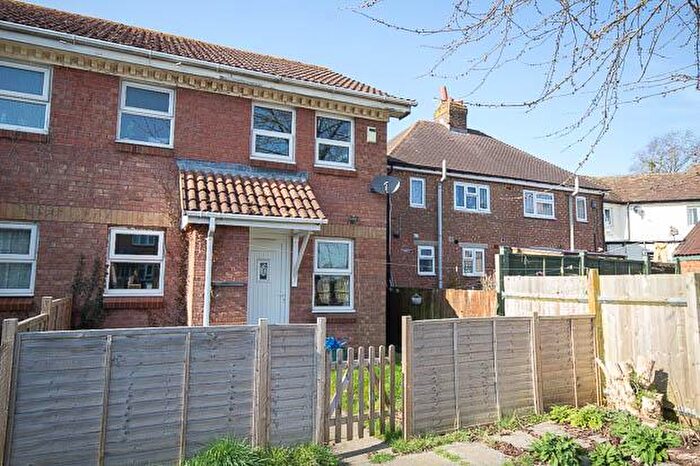 1 Bedroom Cluster House To Rent In St Peters Close, Cheltenham, GL51