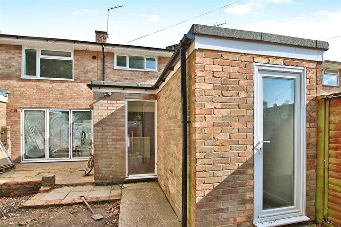 3 Bedroom Terraced House For Sale In Wykeham Field, Wickham, Fareham, PO17
