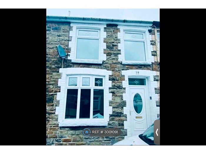 3 Bedroom Terraced House To Rent In Albert St, Ferndale, CF43