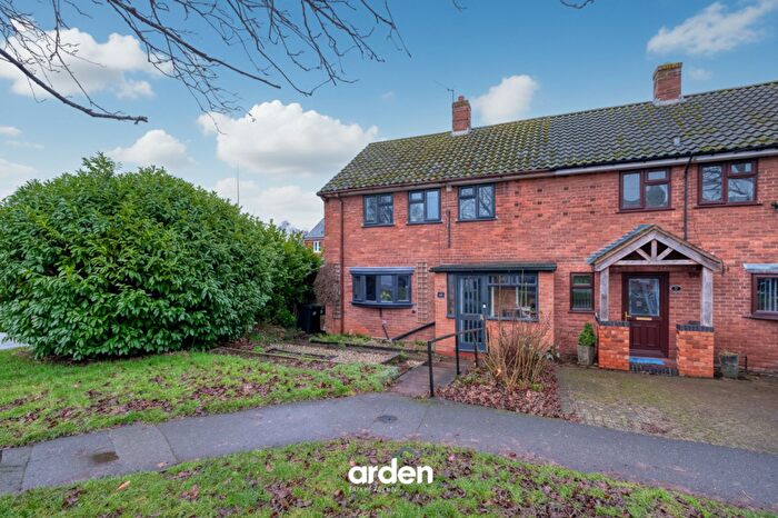 3 Bedroom Semi Detached House For Sale In Ryefields Road, Stoke Prior, B60
