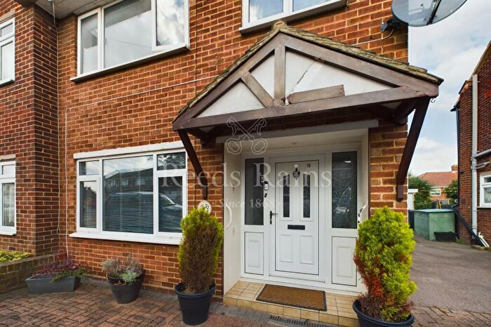 3 Bedroom Semi-Detached House To Rent In Lunedale Road, Dartford, Kent, DA2