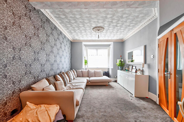 5 Bedroom Terraced House To Rent In Caistor Park Road, London, E15