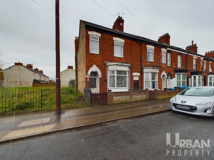 3 Bedroom End Of Terrace House To Rent In Sherburn Street, Hull, HU9