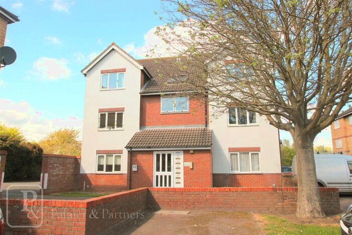 2 Bedroom Apartment To Rent In The Rookeries, London Road, Marks Tey, Colchester, CO6