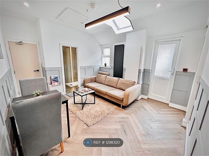 1 Bedroom Flat To Rent In Shirley Road, Cardiff, CF23