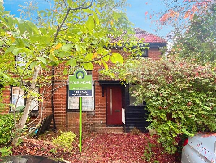 1 Bedroom End Of Terrace House For Sale In Goosens Close, Sutton, Surrey, SM1