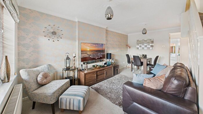 2 Bedroom Semi Detached House For Sale In Fen Court, Edenthorpe, Doncaster, South Yorkshire, DN3