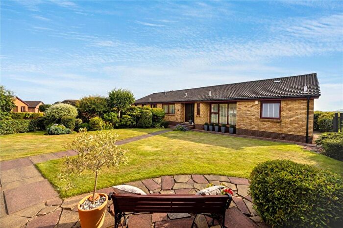 4 Bedroom Bungalow For Sale In Craigdimas Grove, Dalgety Bay, Dunfermline, Fife, KY11