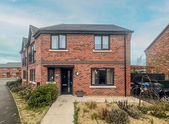 3 Bedroom Semi-Detached House For Sale In Chillingham Road, Winsford, Cheshire, CW7