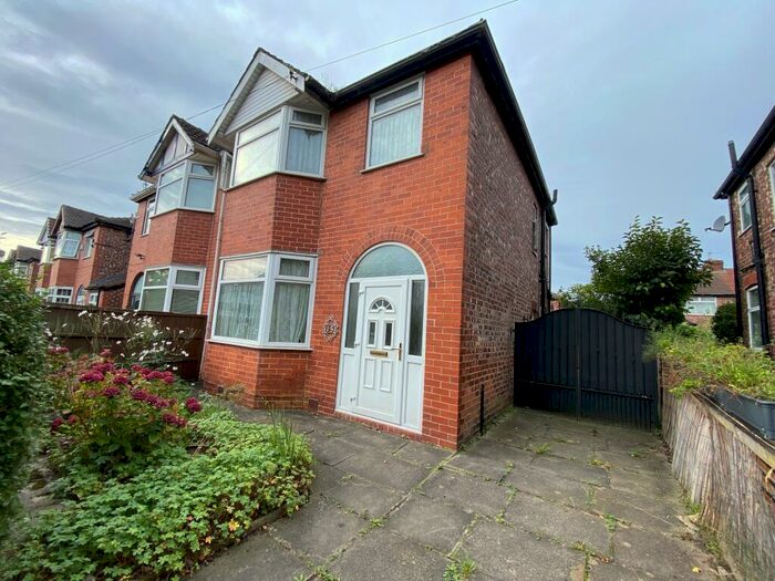 2 Bedroom Semi-Detached House To Rent In Ravenswood Road, Stretford, M32