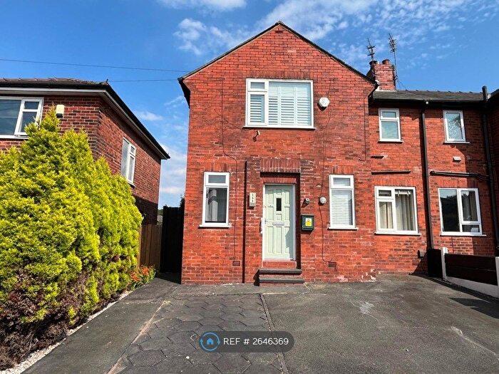 3 Bedroom Semi-Detached House To Rent In Dorchester Road, Swinton, Manchester, M27