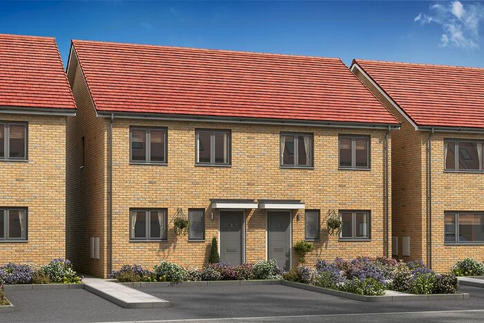 3 Bedroom Semi-Detached House To Rent In Darter Avenue, Kent, ME12