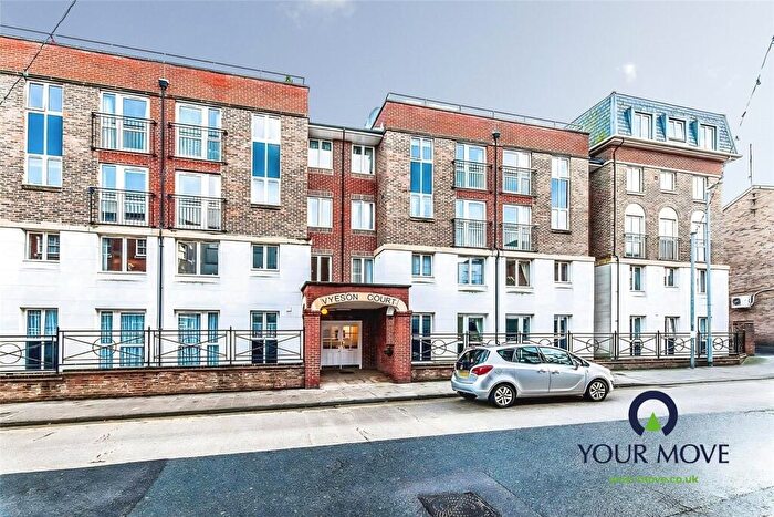 1 Bedroom Retirement Property For Sale In Queen Street, Ramsgate, Kent, CT11