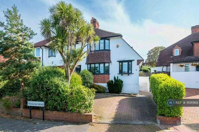 3 Bedroom Semi-Detached House To Rent In Truslove Road, London, SE27