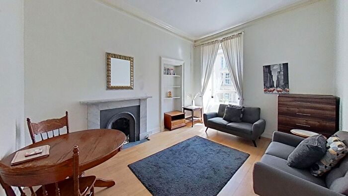 2 Bedroom Flat To Rent In Valleyfield Street, Edinburgh, EH3