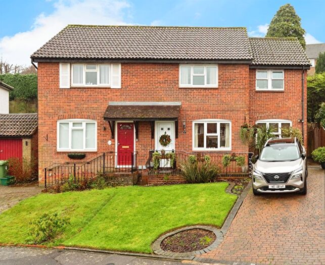 4 Bedroom Semi Detached House For Sale In Hazelwood Close, Tunbridge Wells, TN2