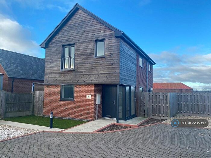 3 Bedroom Detached House To Rent In West Hill Court, Walcott, Lincoln, LN4