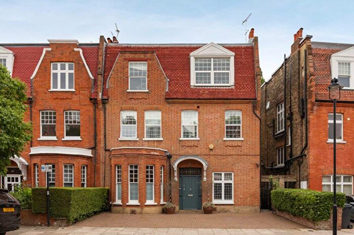 5 Bedroom Semi-Detached House For Sale In Aberdare Gardens, London, NW6