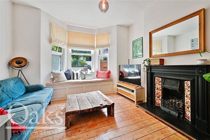 2 Bedroom Flat For Sale In Perran Road, Tulse Hill, SW2