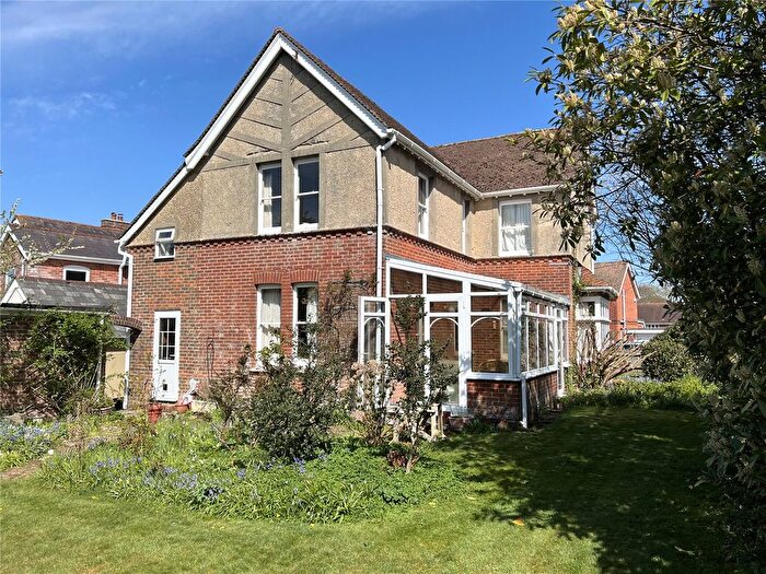 4 Bedroom Country House For Sale In Woodlands Road, Brockenhurst, Hampshire, SO42