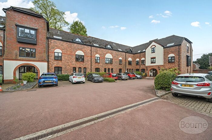 1 Bedroom Flat For Sale In Lenten Street, Alton, Hampshire, GU34