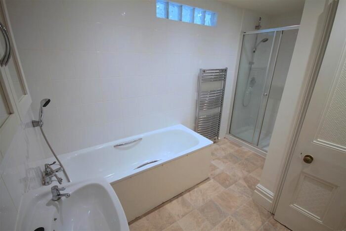 2 Bedroom Detached House To Rent In South Road, Kingswood, Bristol, BS15