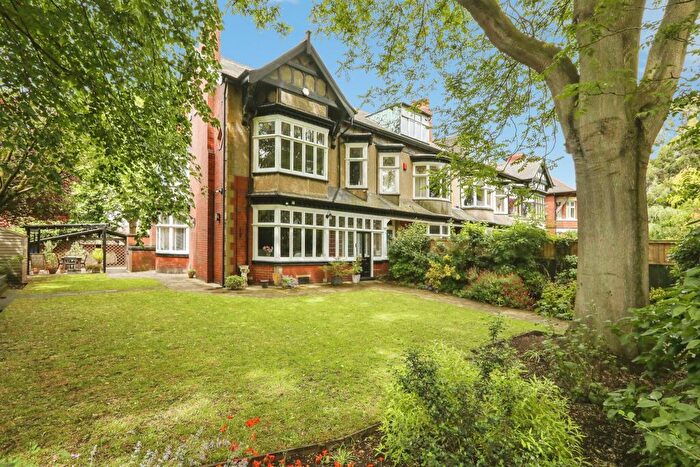 4 Bedroom End Of Terrace House For Sale In Townfield Villas, Townfields, Doncaster, DN1