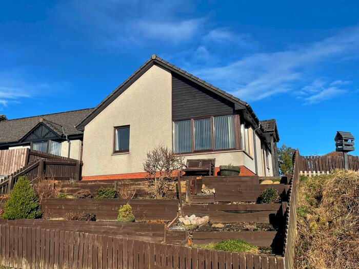 2 Bedroom Bungalow For Sale In Woodside, Alness, IV17