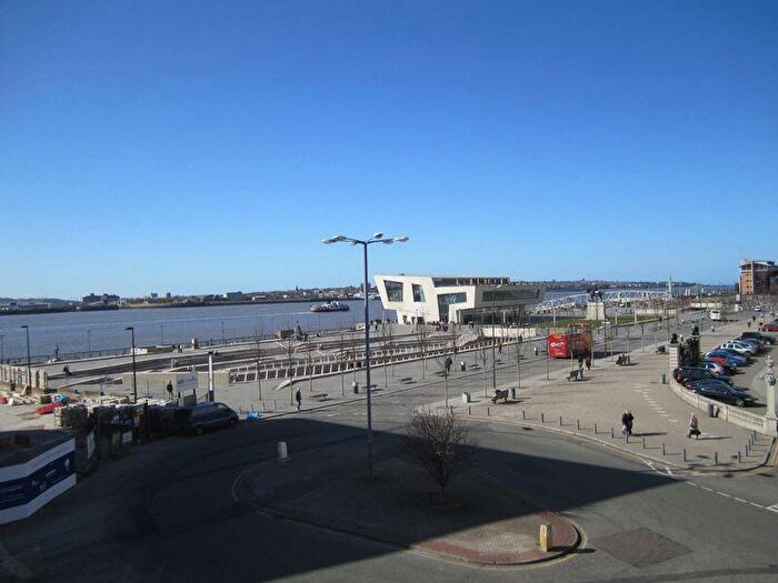 2 Bedroom Apartment To Rent In Mann Island, Liverpool, L3