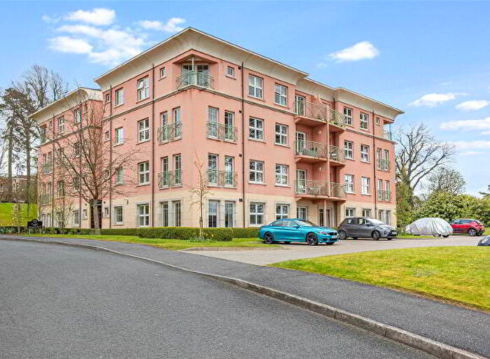 3 Bedroom Penthouse Apartments For Sale In Danesfort, Belfast, BT9