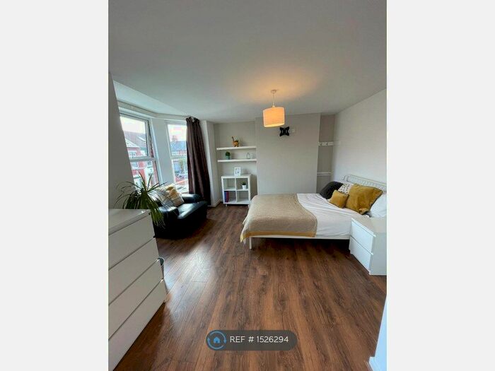 5 Bedroom Terraced House To Rent In Blenheim Road, Liverpool, L18