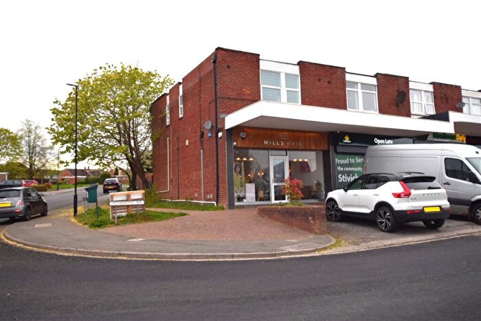 2 Bedroom Flat To Rent In Hexworthy Avenue, Styvechale, Coventry, CV3