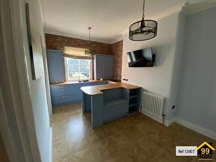 1 Bedroom Flat To Rent In Wellington Road, Newark, Nottinghamshire, NG24