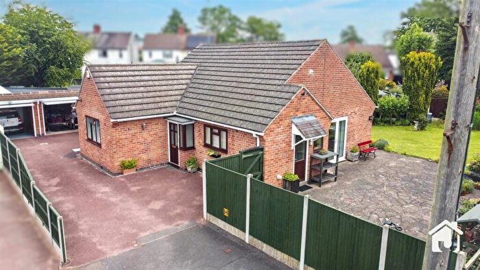 2 Bedroom Detached Bungalow For Sale In Percy Street, Leicester, Leicestershire, LE3