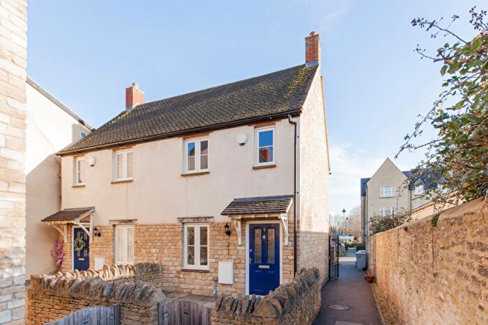 1 Bedroom Mews To Rent In Worley Walk, Witney, OX28