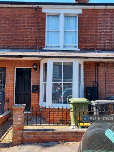 2 Bedroom Terraced House To Rent In Coronation Road, Burnham-On-Crouch, CM0