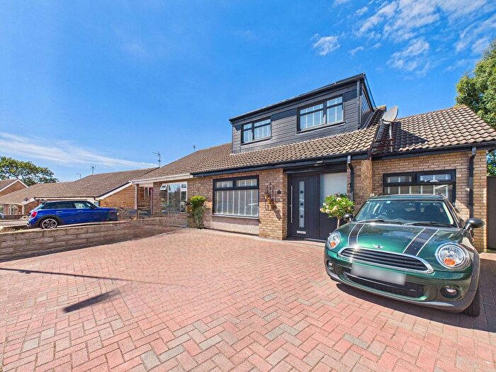 4 Bedroom Semi Detached House For Sale In Celtic Way, Rhoose, CF62