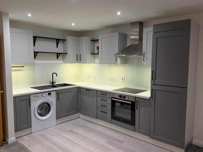 2 Bedroom Flat To Rent In Rectory Lane, Wallington, SM6