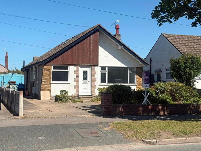 4 Bedroom Detached Bungalow For Sale In Ffordd Penrhwylfa, Prestatyn, Denbighshire, LL19
