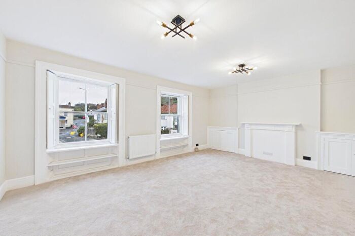 3 Bedroom Apartment To Rent In East Clevedon Triangle, Clevedon, North Somerset, BS21