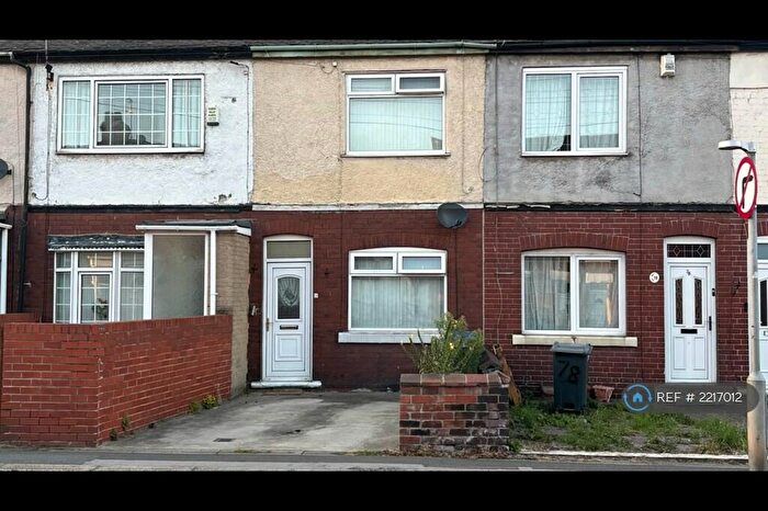 2 Bedroom Terraced House To Rent In Barnsley Road, Gold Thorpe, S63
